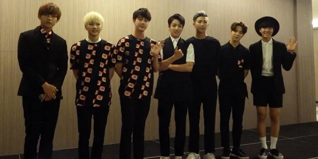 Showcase Bikin Fans Histeris, BTS Bakal Balik ke Jakarta? Showcase Bikin Fans Histeris, BTS Bakal Balik ke Jakarta?