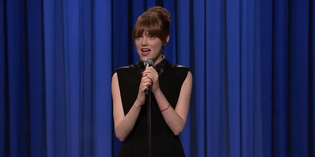 Si Cantik Emma Stone Lomba Lypsync, Menggemaskan!