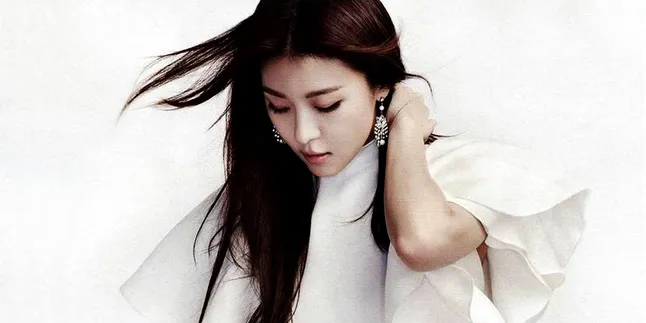Si Cantik Ha Ji Won Suka Pria Yang Bisa Buatnya Tertawa Si Cantik Ha Ji Won Suka Pria Yang Bisa Buatnya Tertawa