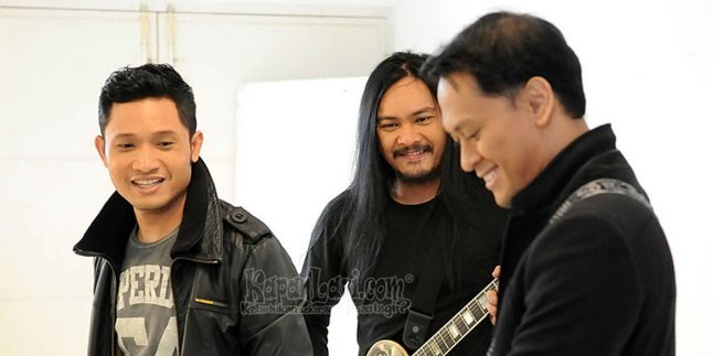 Siap Nonton Gratis Konser Andra and The Backbone Live Accoustic?