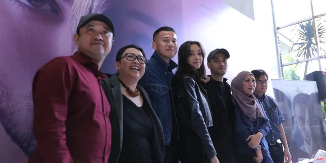 Siap Rilis, Kenapa Strategi Promo 'ANTOLOGI RASA' Pakai Cara Konvensional? Siap Rilis, Kenapa Strategi Promo 'ANTOLOGI RASA' Pakai Cara Konvensional?