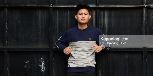 Siap Rilis Lagu Saat Valentine, Esal Revano Gaet Chossy Pratama