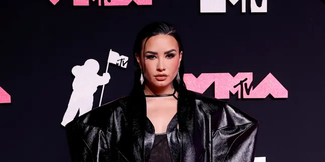 Get Ready for Nostalgia! Demi Lovato Will Comeback in CAMP ROCK 3, Check Out the Airing Schedule