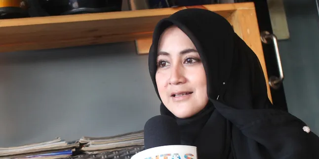 Siap-Siap Pindah Dari Rumah Rossa, Pipik Dian Cari Kontrakan Baru Siap-Siap Pindah Dari Rumah Rossa, Pipik Dian Cari Kontrakan Baru
