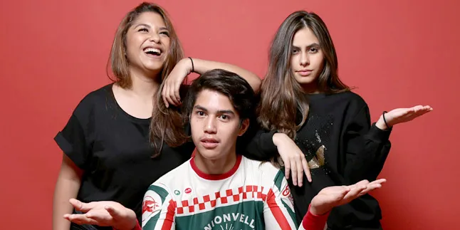 Siapa Cast #AnakArtis Yang Paling Usil dan Suka Curhat? Siapa Cast #AnakArtis Yang Paling Usil dan Suka Curhat?