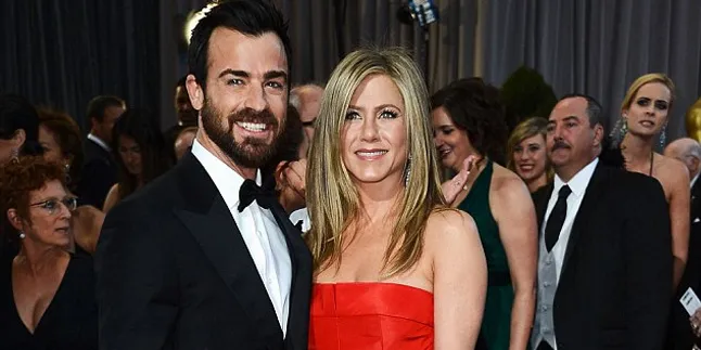 Sibuk Kerja, Pernikahan Jennifer Aniston Ditunda Lagi