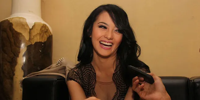 Sibuk Kerja, Ririn Ekawati Tetap Utamakan Anak