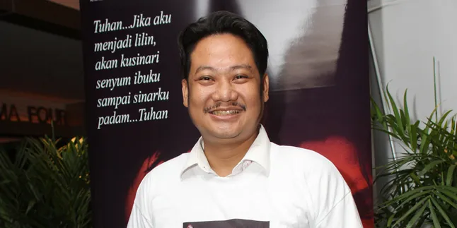 Sibuk Stripping, Ki Kusumo Bantah Tinggalkan Praktek Paranormal