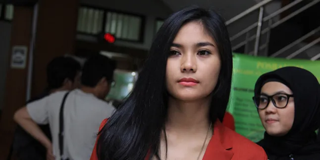 Sidang Didi - Garneta, Menur Tak Bisa Jawab Bukti SMS