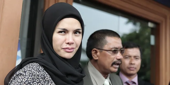 Sidang Ditunda, Nikita Mirzani Sebut Dipo Latief Nggak Siap Cerai