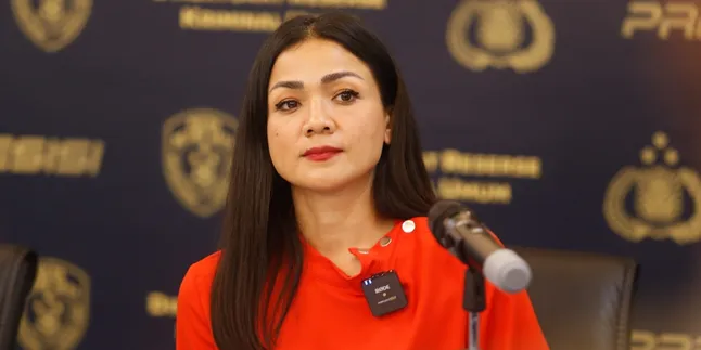 Sidang Kasus Mafia Tanah Dipercepat, Kakak Nirina Zubir Ingin Para Terdakwa Dihukum Seberat-Beratnya Sidang Kasus Mafia Tanah Dipercepat, Kakak Nirina Zubir Ingin Para Terdakwa Dihukum Seberat-Beratnya