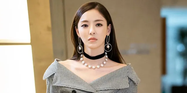 Sifat Asli Lee Da Hee, Ternyata Ramah & Hangat pada Fans Sifat Asli Lee Da Hee, Ternyata Ramah & Hangat pada Fans
