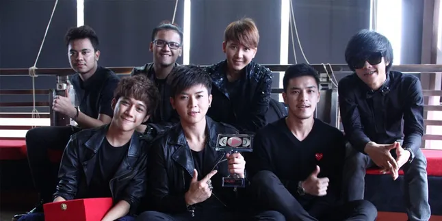 Single Baru, Smash Duet Dengan Penyanyi Malaysia