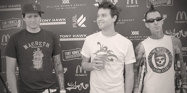 Single Baru Tom DeLonge Mentahkan Teori Blink 182