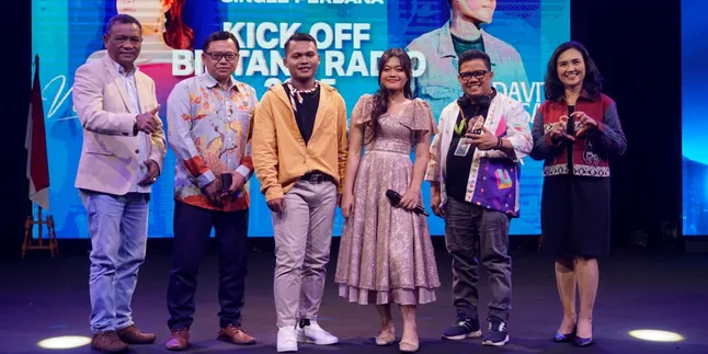 Single Pemenang Bintang Radio 2024 & Ajang Bintang Radio 2025 Resmi Diluncurkan Single Pemenang Bintang Radio 2024 & Ajang Bintang Radio 2025 Resmi Diluncurkan