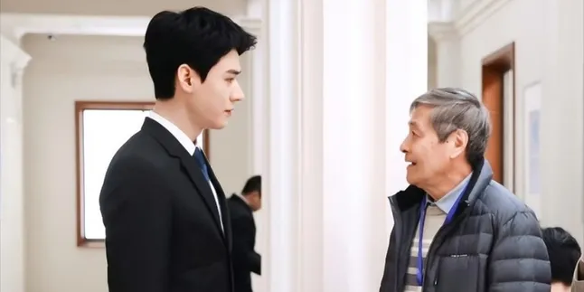 Sinopsis Drama China Hold a Court Now yang Diibintangi Gong Jun dan Ren Min