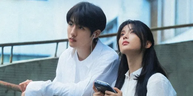 Sinopsis Drama China Sunshine Through the Rain yang Diperankan Aktor Muda Dong Si Cheng dan Yang Chao Yue