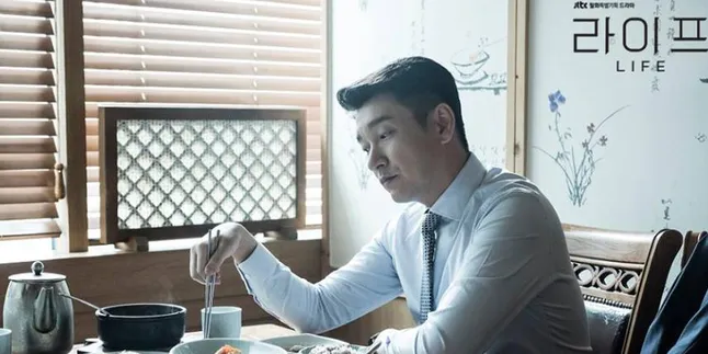 Sinopsis Drama LIFE Episode 15, Jo Seung Woo Oppa Dijebak