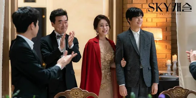 Sinopsis Drama SKY CASTLE Episode 2, Misteri Kematian Myung Joo Sinopsis Drama SKY CASTLE Episode 2, Misteri Kematian Myung Joo