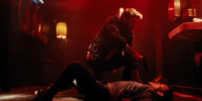 Synopsis of the film KILLERMAN airing on TV tonight, Monday, October 6, 2025 at 11:00 PM