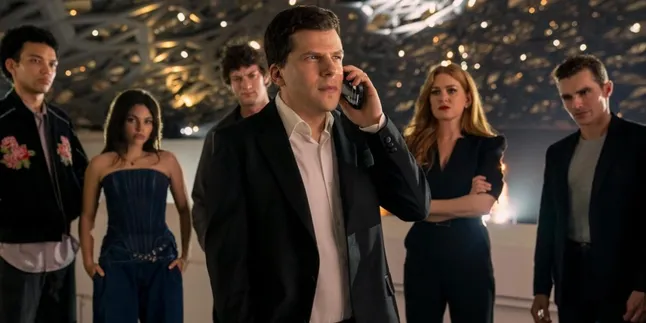 Sinopsis Film NOW YOU SEE ME: NOW YOU DON'T (2025) yang Dibintangi Jesse Eisenberg - Rosamund Pike Sinopsis Film NOW YOU SEE ME: NOW YOU DON'T (2025) yang Dibintangi Jesse Eisenberg - Rosamund Pike
