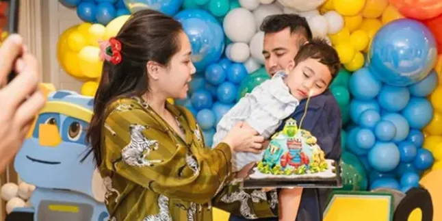 Synopsis of GOGO DINO, the Korean Dinosaur Series that Became the Theme for Cipung Rayyanza's Birthday