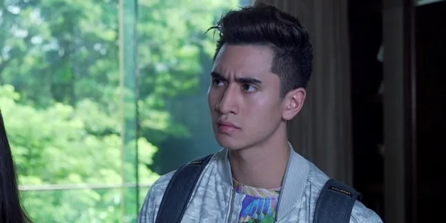 Sinopsis 'SIAPA TAKUT JATUH CINTA' Episode 229 Tayang Senin, 23 April 2018 Sinopsis 'SIAPA TAKUT JATUH CINTA' Episode 229 Tayang Senin, 23 April 2018