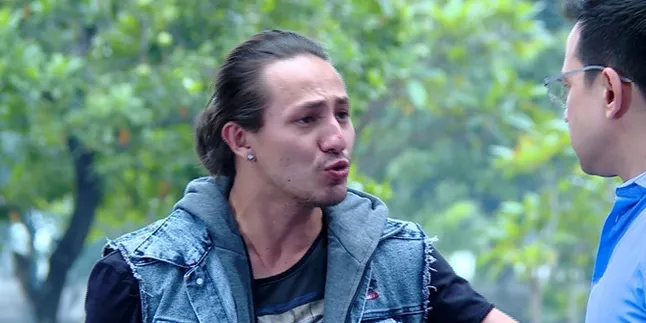 Sinopsis Sinetron 'ANAK LANGIT' Eps 1035, Emon Kesal Anak Lady Biker Memepet Mobilnya