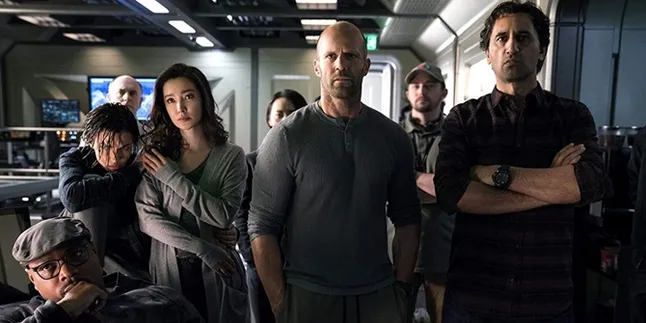 Sinopsis 'THE MEG', Jason Statham Melawan Hiu Raksasa Pemangsa Manusia Sinopsis 'THE MEG', Jason Statham Melawan Hiu Raksasa Pemangsa Manusia