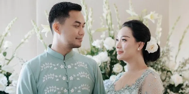 Sirajuddin Suami Zaskia Gotik Posting Foto Buah Hati, Netizen: Katanya Prematur? Sirajuddin Suami Zaskia Gotik Posting Foto Buah Hati, Netizen: Katanya Prematur?