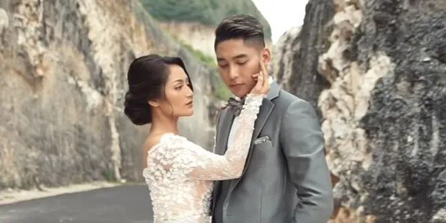 Siti Badriah dan Krisjiana Resmi Jadi Suami Istri, Yusril Ihza Mahendra Jadi Saksi Siti Badriah dan Krisjiana Resmi Jadi Suami Istri, Yusril Ihza Mahendra Jadi Saksi