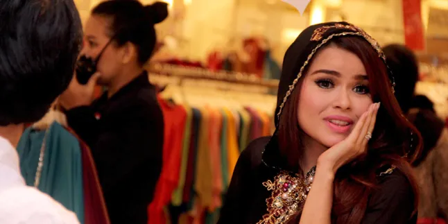 Siti Liza: Lebaran Nggak Harus Beli Baju Baru