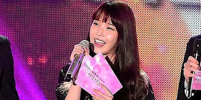 Skandal Foto Dengan Eunhyuk, Fans IU Semakin Loyal