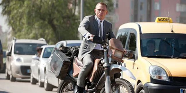 'SKYFALL' Siap Pecahkan Rekor Box Office di Amerika