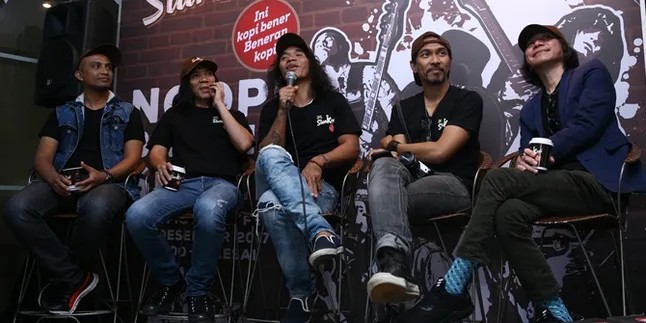 Slank Rambah Dunia Bisnis dengan Jualan Sepatu Bernama 'SLANKed'