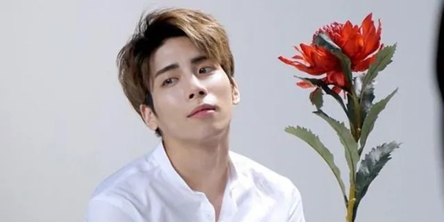 SM Entertainment, Sahabat, dan Fans Kenang 2 Tahun Meninggalnya Jonghyun SHINee SM Entertainment, Sahabat, dan Fans Kenang 2 Tahun Meninggalnya Jonghyun SHINee
