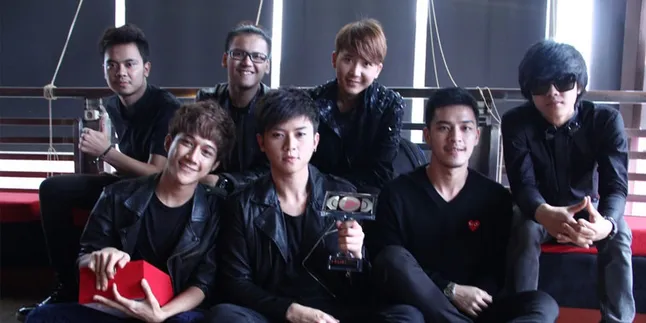 SMASH: Fans Kami Sangat Luar Biasa!