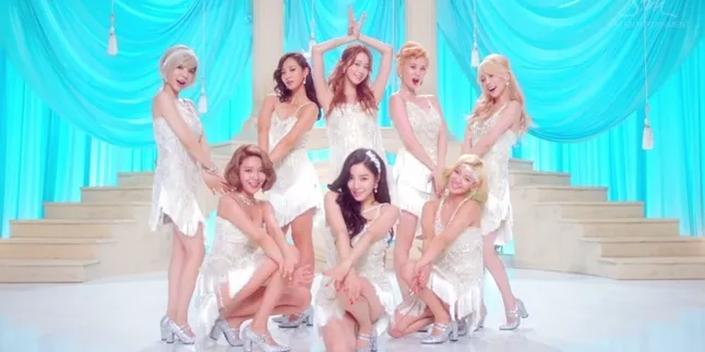 SNSD di Balik Layar 'Lion Heart', Bagaikan Dewi-Dewi Retro