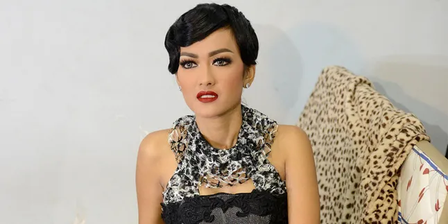 So Sweet! Inikah Pernyataan Cinta Dari Mumu Untuk Julia Perez?