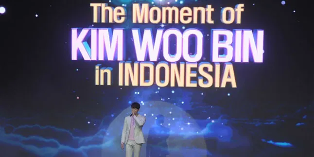 So Sweet! Kim Woo Bin Ajak Fans Kencan di Cafe So Sweet! Kim Woo Bin Ajak Fans Kencan di Cafe