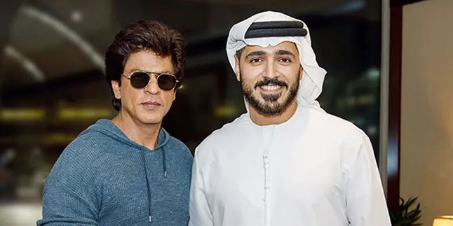 So Sweet, SRK Jenguk Anak-Anak Yang Terbaring Sakit di RS Dubai