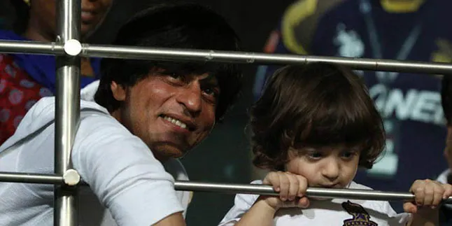 Kian Hari Makin Lucu, AbRam Khan Bikin Shahrukh 'Kecanduan'