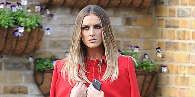 Soal Cowok, Perrie Edwards Suka Tipe Yang Humoris
