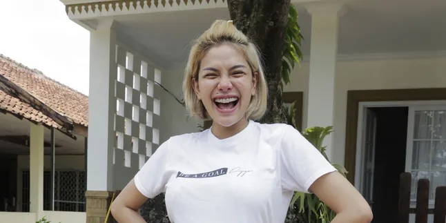 Soal Isu Pernikahan Syahrini - Reino Barack, Nikita Mirzani Beri Pesan ke Luna Maya