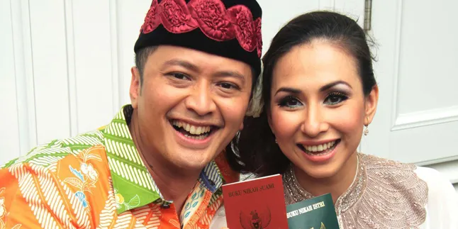 Soal Momongan, Ferry Maryadi - Deswita 'Gejrot Tiap Hari'