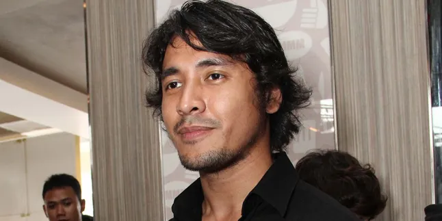 Soal Pacar, Ello Terapkan Lagu 'Pacar 5 Langkah'