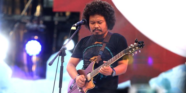 Soal Perubahan Musik, Payung Teduh: Apapun Keinginan Kalian Kami Nggak Peduli