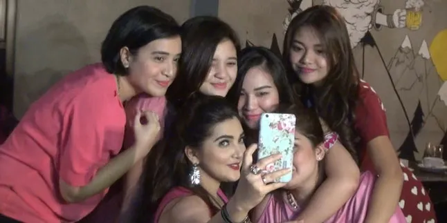 Soal Pesta Bikini SMA, Ashanty Beri Kebebasan Terarah ke Aurel