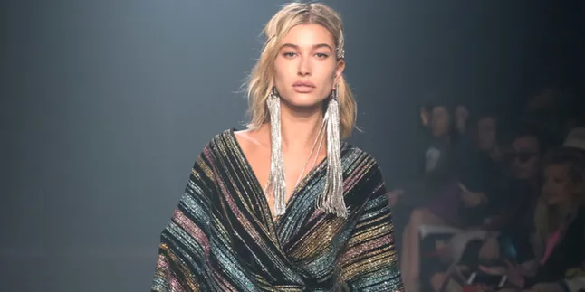 Soal Rumor Pernikahan Justin Bieber, Ini Jawaban Sepupu Hailey Baldwin Soal Rumor Pernikahan Justin Bieber, Ini Jawaban Sepupu Hailey Baldwin