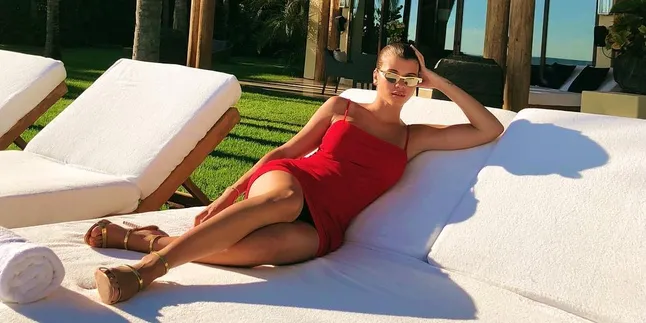 Sofia Richie Rayakan Ulang Tahun Ke-20 Bareng Scott Disick di Meksiko Sofia Richie Rayakan Ulang Tahun Ke-20 Bareng Scott Disick di Meksiko